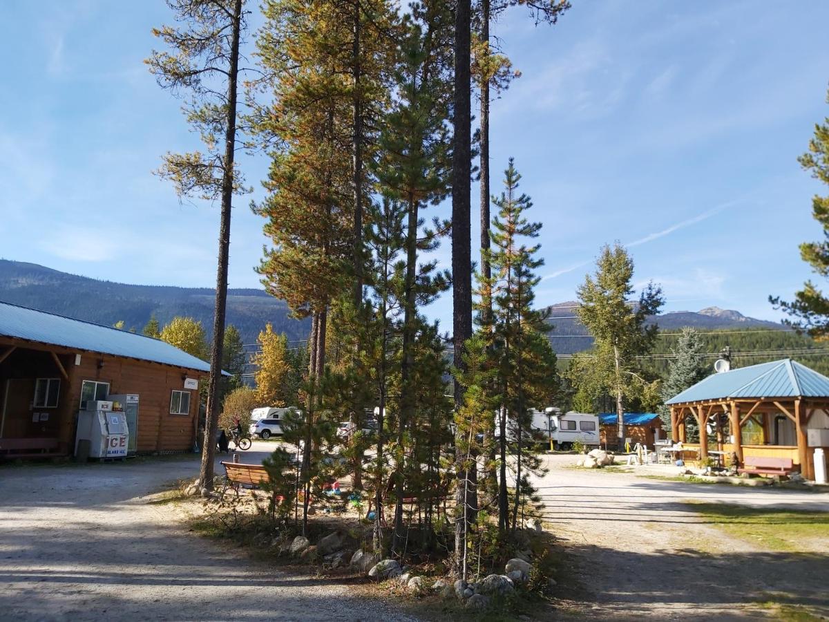 Blue River Cabins & Campgrounds ภายนอก รูปภาพ
