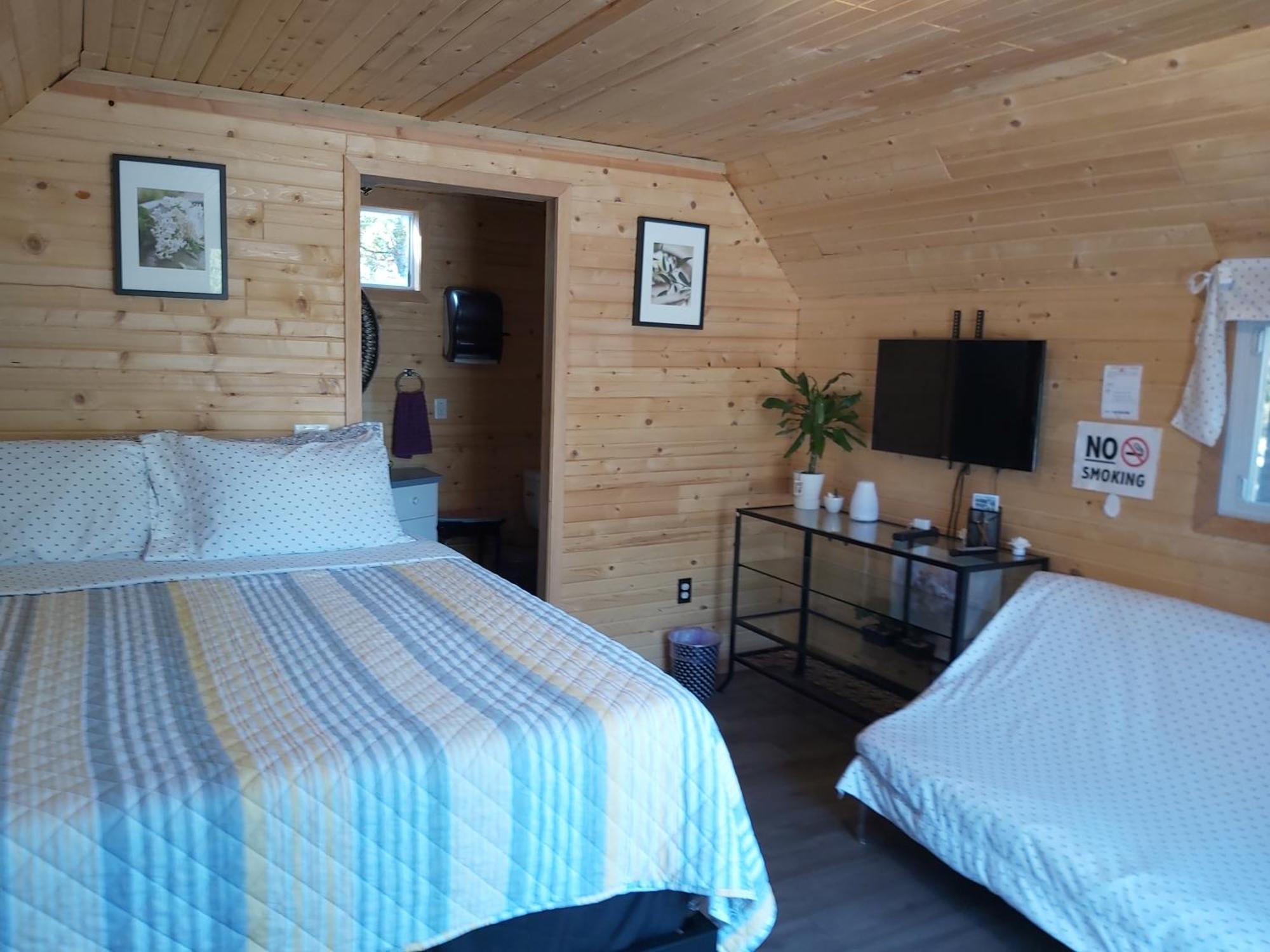 Blue River Cabins & Campgrounds ภายนอก รูปภาพ