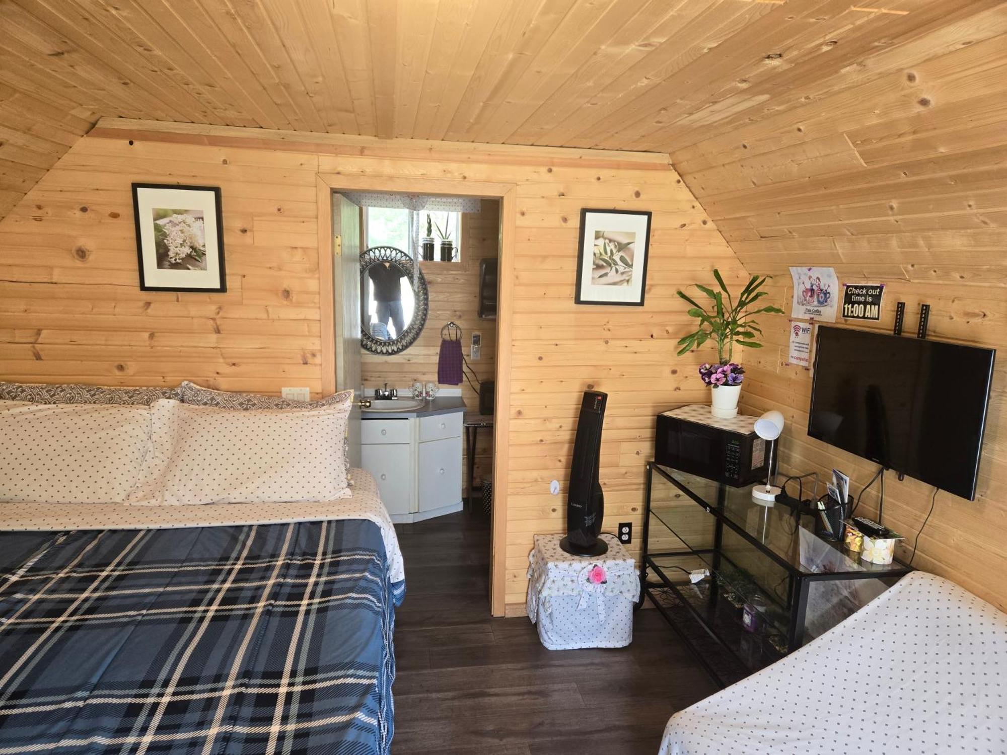 Blue River Cabins & Campgrounds ภายนอก รูปภาพ
