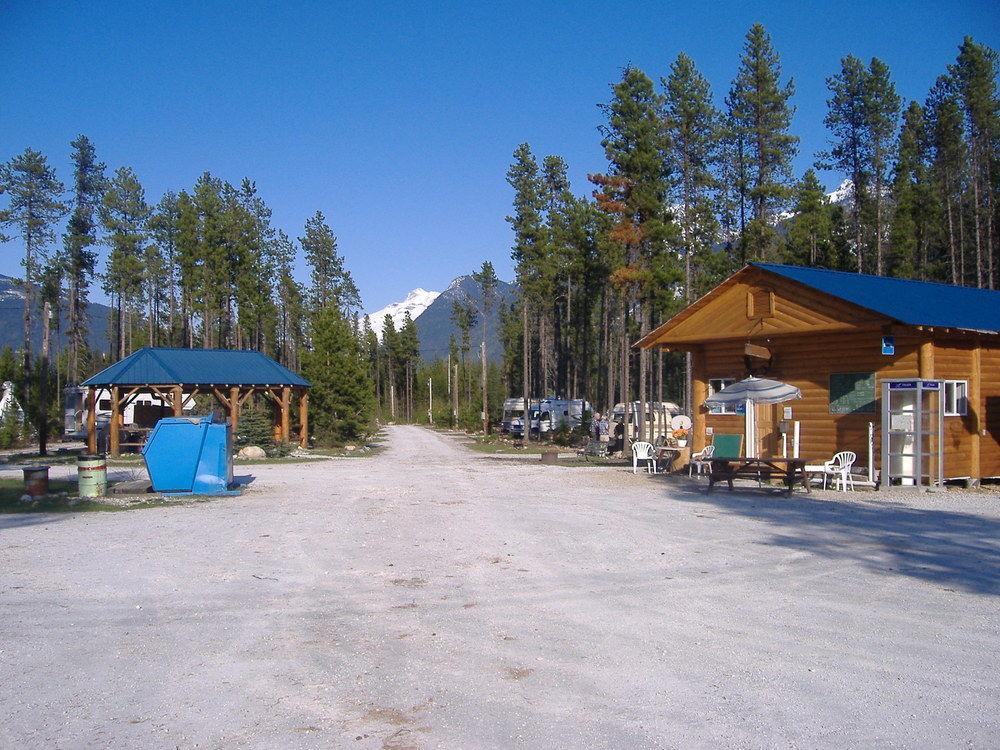 Blue River Cabins & Campgrounds ภายนอก รูปภาพ